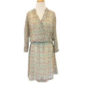 Kut from the Cloth geometric pattern v-neck long sleeves elasticized waist Sz 6